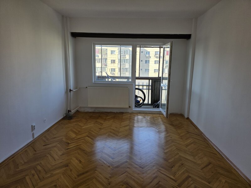 Tineretului, 5 minute metrou, stradal, chiar pe Bd. Sincai, bloc 1986