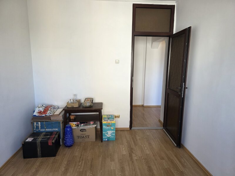 Tineretului, 5 minute metrou, stradal, chiar pe Bd. Sincai, bloc 1986