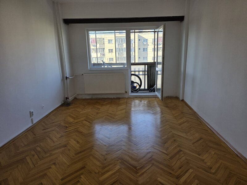 Tineretului, 5 minute metrou, stradal, chiar pe Bd. Sincai, bloc 1986